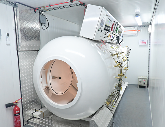DIVING DECOMPRESSION CHAMBER