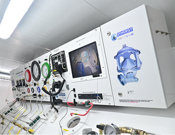 DIVING DECOMPRESSION CHAMBER